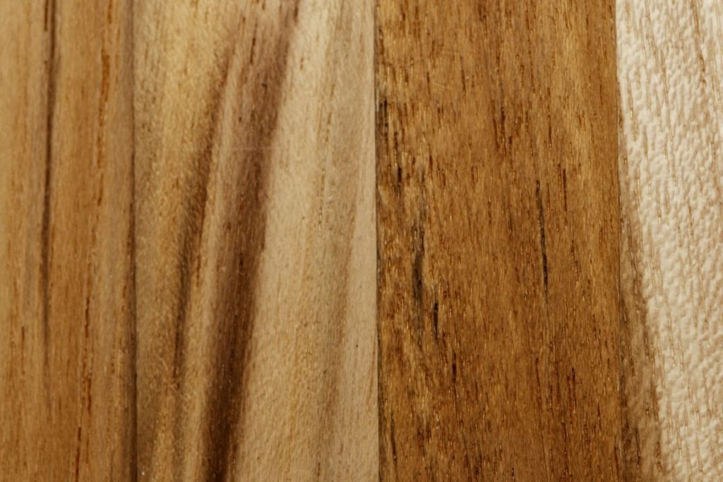 Poser un parquet collé
